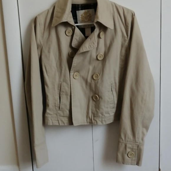 Jacket - Picture 1 of 3